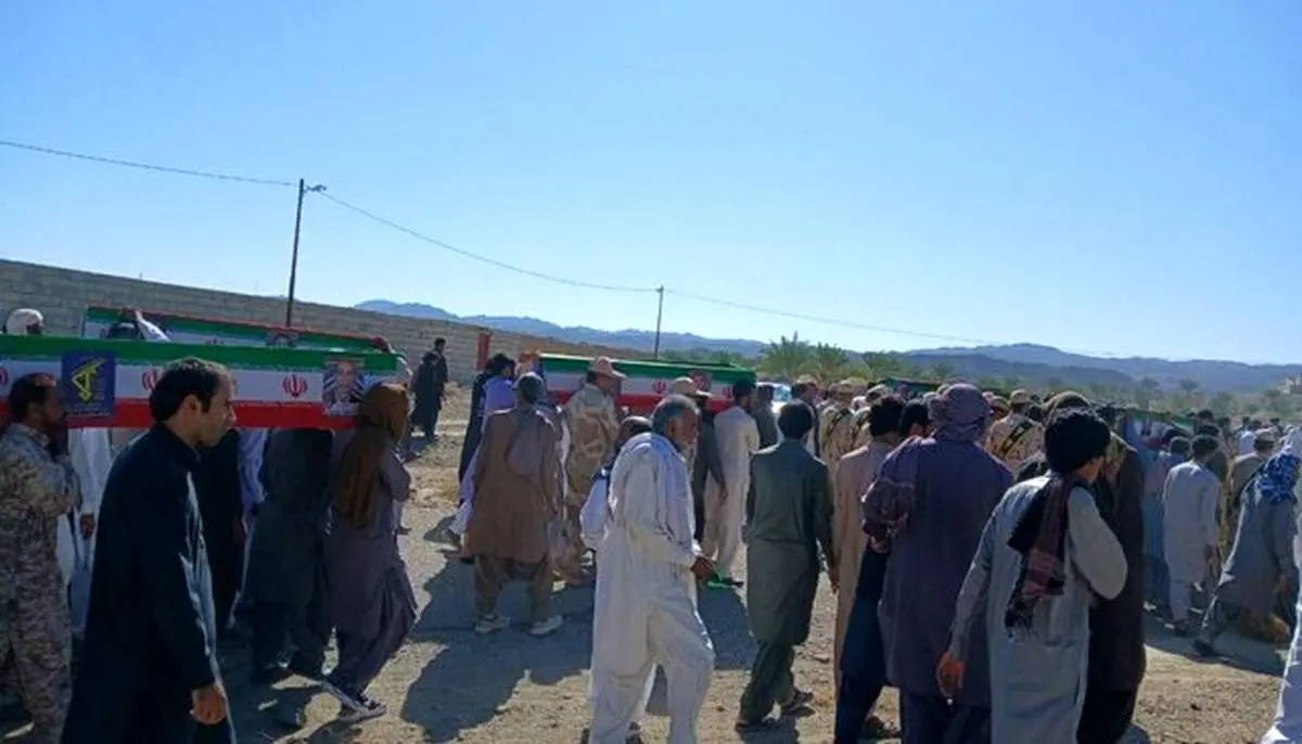 پیکر ۵ شهید حادثه تروریستی سیرکان تشییع شد