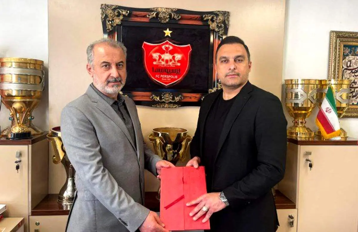 معاون باشگاه پرسپولیس استعفا داد؟