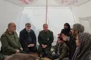 فرمانده کل سپاه در چادر زلزله زدگان خوی 