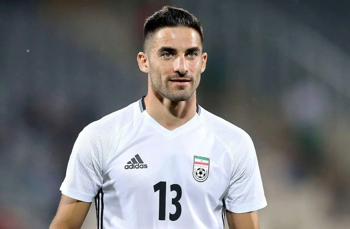 مدافع تیم ملی پیشنهاد پرسپولیس را رد کرد