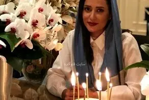 عکس شرم‌آور پریناز ایزدیار در مکان عمومی! / از خانم بازیگر بعید بود !