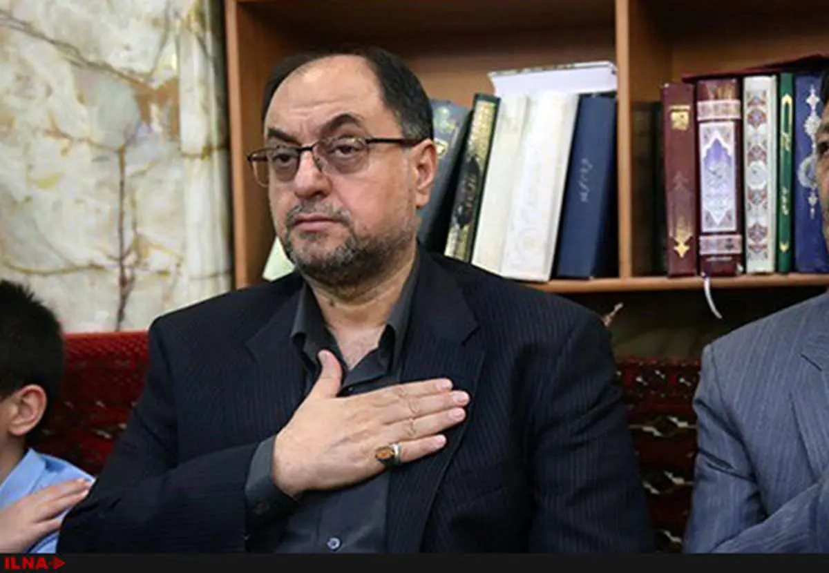 وحید حقانیان عزادار شد