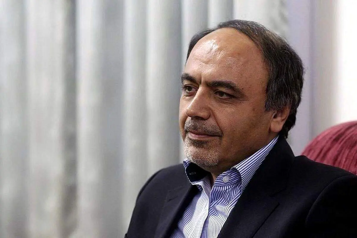 معاون حسن روحانی: ایران بر سر دو‌راهی است