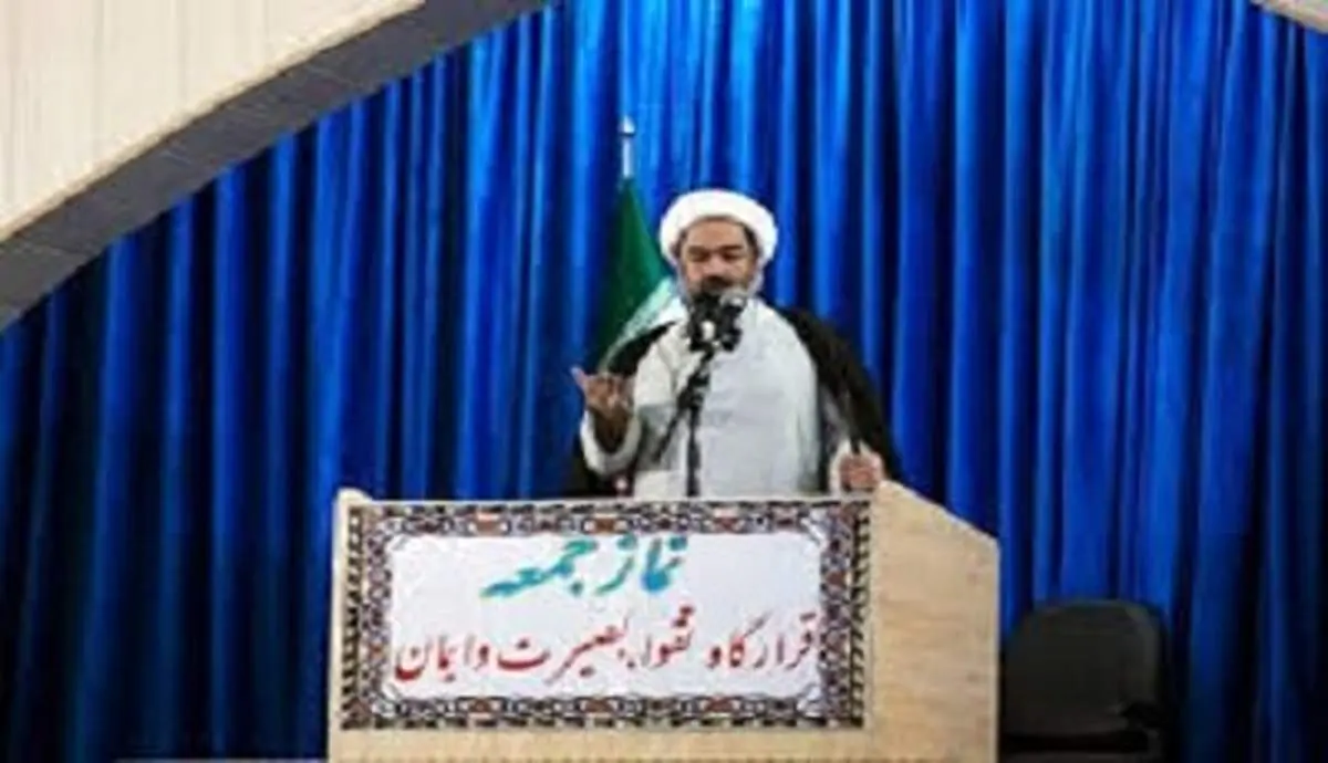 واکنش امام جمعه زاهدان به شهادت مولوی | دشمن به دنبال آسیب زدن به شیعه و سنی است