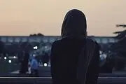 دختر 5 ساله راز مادرش را فاش کرد / او برای گرفتن خوراکی از رفت و آمد مرد غریبه به پدرش خبر داد!