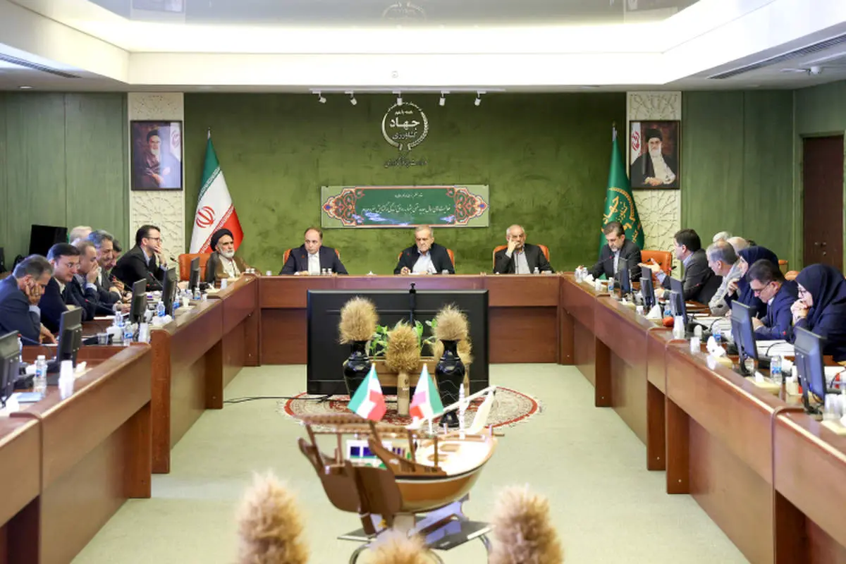 حضور سرزده پزشکیان در وزارت جهادکشاورزی 