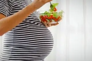  علت واقعی تهوع صبحگاهی و نقش تکاملی آن