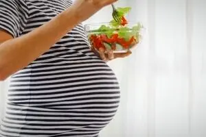  علت واقعی تهوع صبحگاهی و نقش تکاملی آن