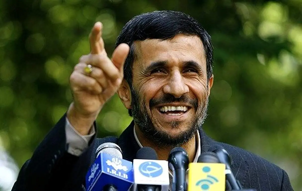 احمدی نژاد مشارکت پایین در انتخابات را به سخره گرفت