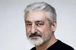 چهره متفاوت «ابی خواننده» در دوران نوجوانی/ عکس