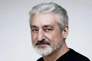 چهره متفاوت «ابی خواننده» در دوران نوجوانی/ عکس