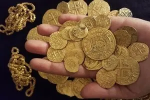 دزدان خوش شانس تریاک گنج میلیاردی پیدا کردند