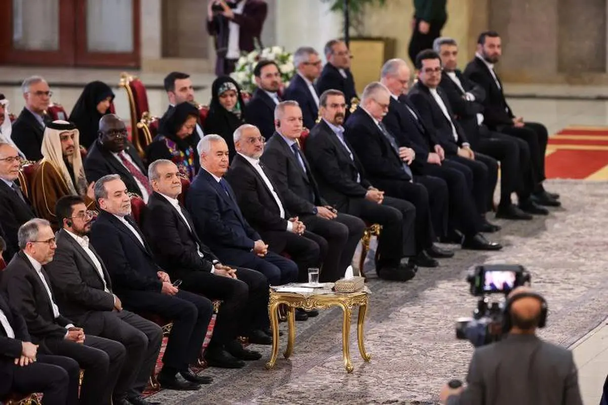  عراقچی: در مذاکرات بسیار جدی هستیم