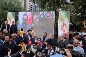 مسعود پزشکیان به شیرخوارگاه آمنه رفت 