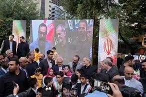 مسعود پزشکیان به شیرخوارگاه آمنه رفت 