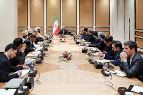 بر این باور هستم که باید مسیر حق و عدالت را دنبال کرد