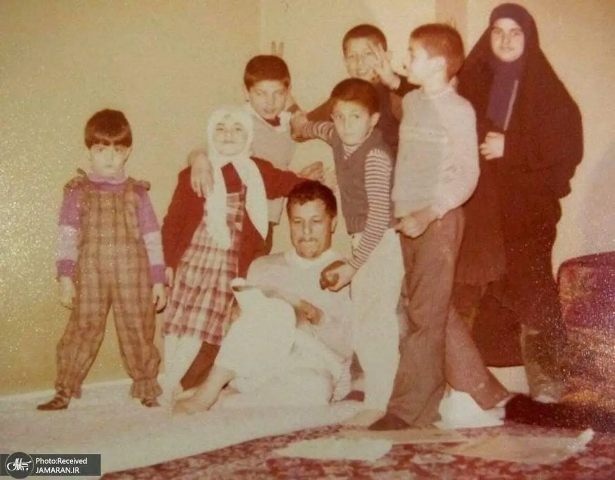 عکس دیده نشده از آیت الله هاشمی و فرزندان/ ببینید 