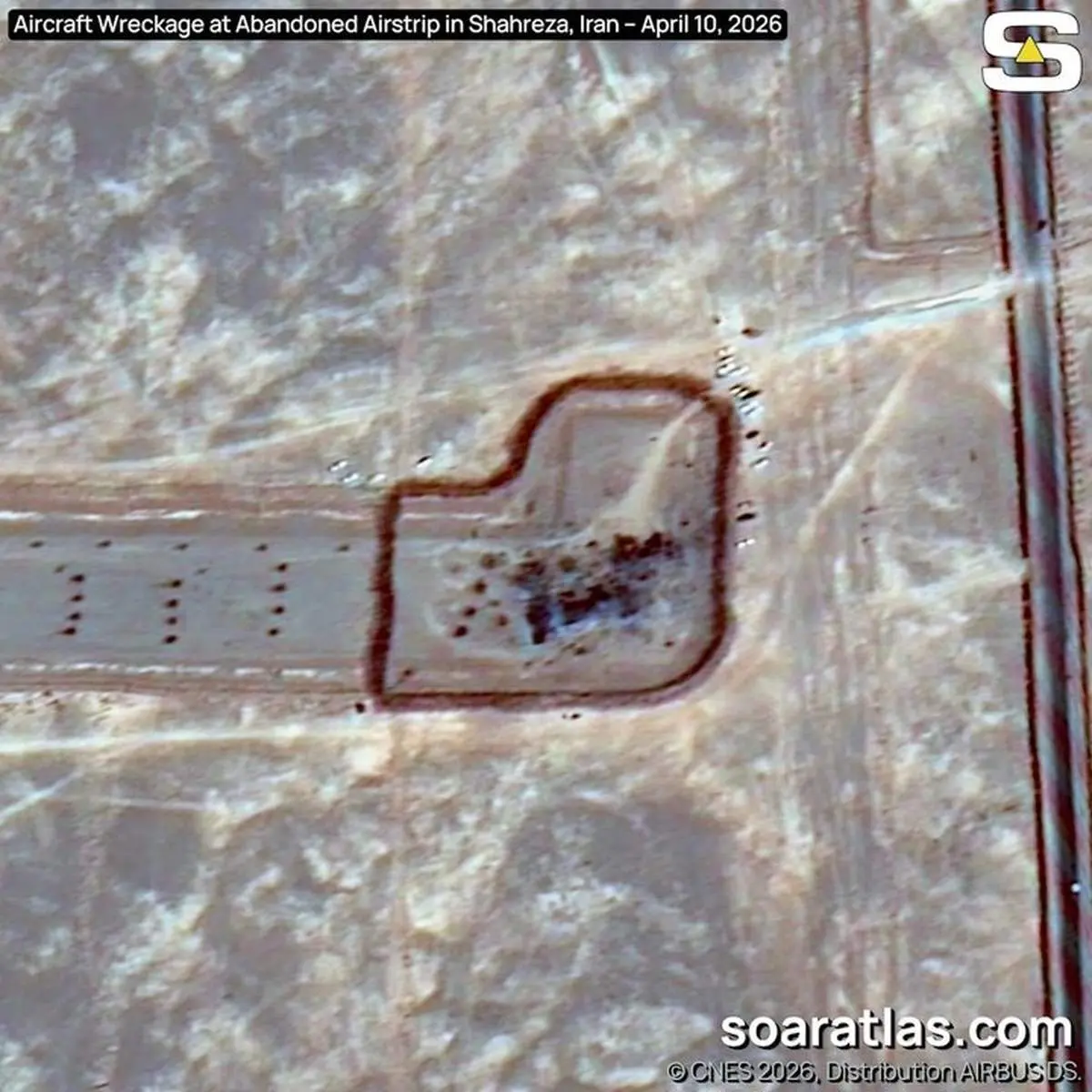 تصاویر ماهواره‌ای از خسارات‌ سنگین به بالگردها و جنگنده‌های آمریکایی در اصفهان + عکس 