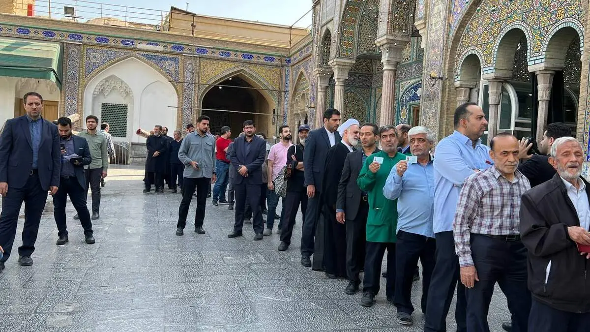 با حضور در آستان مقدس حضرت عبدالعظیم(ع)/ اژه ای رای داد 