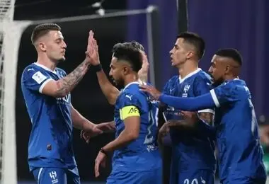 پیشنهاد نجومی الهلال به اشرف حکیمی