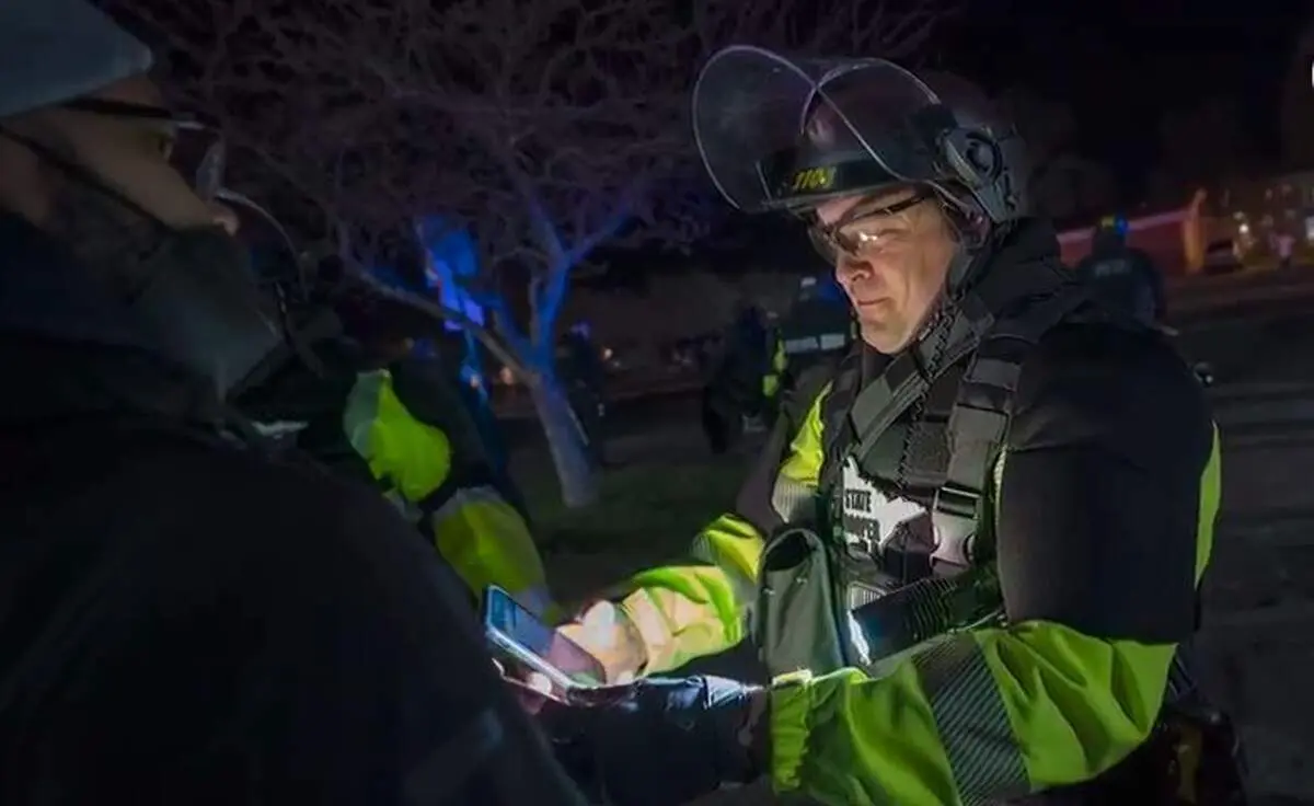 تداوم خشونت پلیس؛ این بار خبرنگاران تهدید شدند