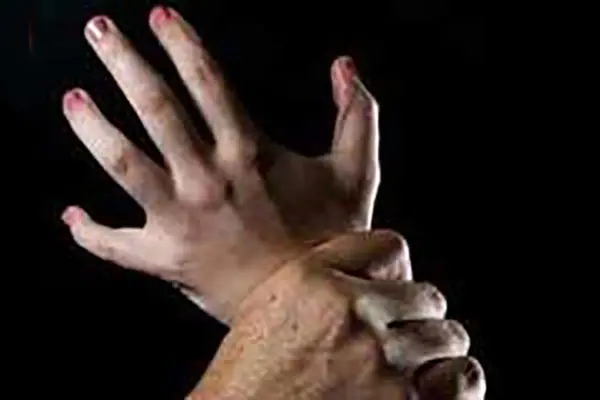 آزار شیطانی دختر جوان توسط پسر معروف اینستاگرامی