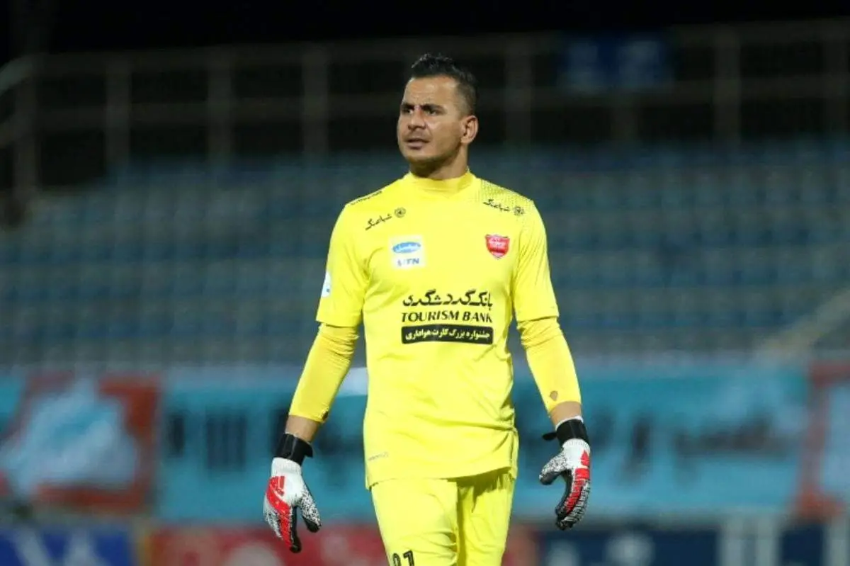 پشت پرده جدایی حامد لک از پرسپولیس/پیراهن قرمز را از قلبم درنیاورد ام!