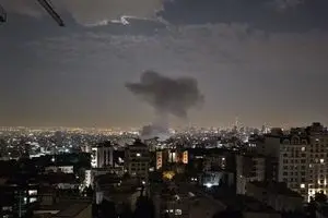 اسرائیل به تهران حمله کرد/ شنیده شدن صدای انفجار در تهران 