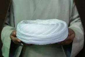 اعترافات یک دختر با صدای لرزان درباره عمامه پرانی توسط او و نحوه بازداشتش+ببینید 
