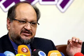 باشگاه استقلال: محمد شریعتمداری فوتبالی است

