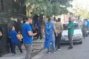 شعار استقلالی های عصبانی علیه نکونام؛ جواد لالیگایی دلال مافیایی + فیلم