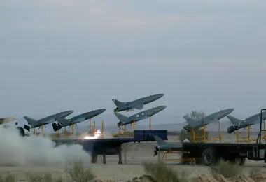 حمله پهپادی ارتش به ایستگاه رادار و محل استقرار نیروهای آمریکا در امارات