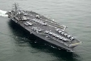 یک بالگرد و جنگنده نیروی دریایی آمریکا سقوط کرد 