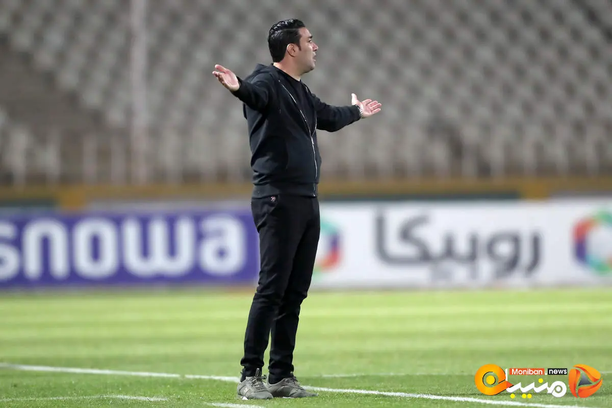 جواد نکونام: او نمیخواهد دوستش داشته باشید!