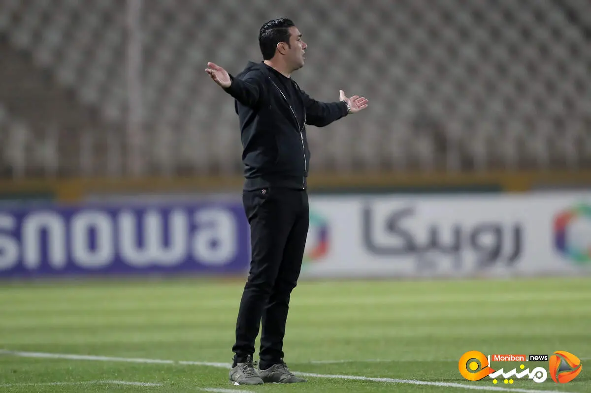 جواد نکونام: او نمی‌خواهد دوستش داشته باشید!