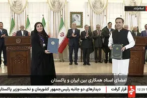 امضای 12 سند همکاری میان ایران و پاکستان در حوزه‌های مختلف