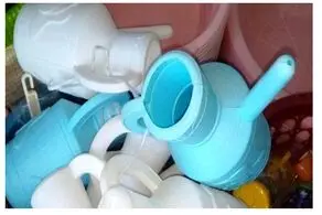 استفاده ناجور از آفتابه در این جای عجیب حماسه ساز شد/ عکس

