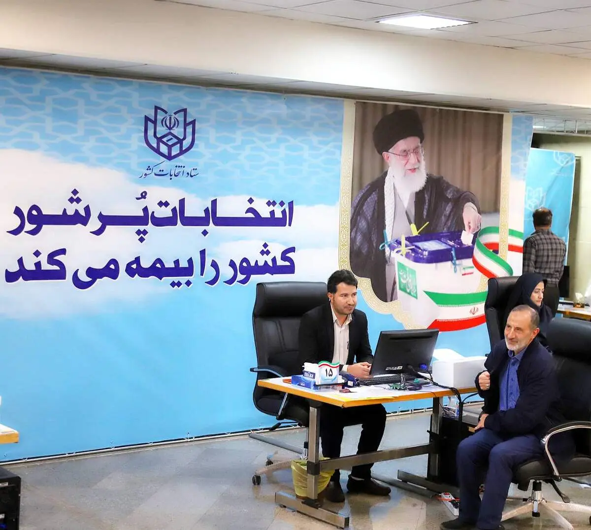 خوش چهره در انتخابات ریاست جمهوری ثبت نام کرد