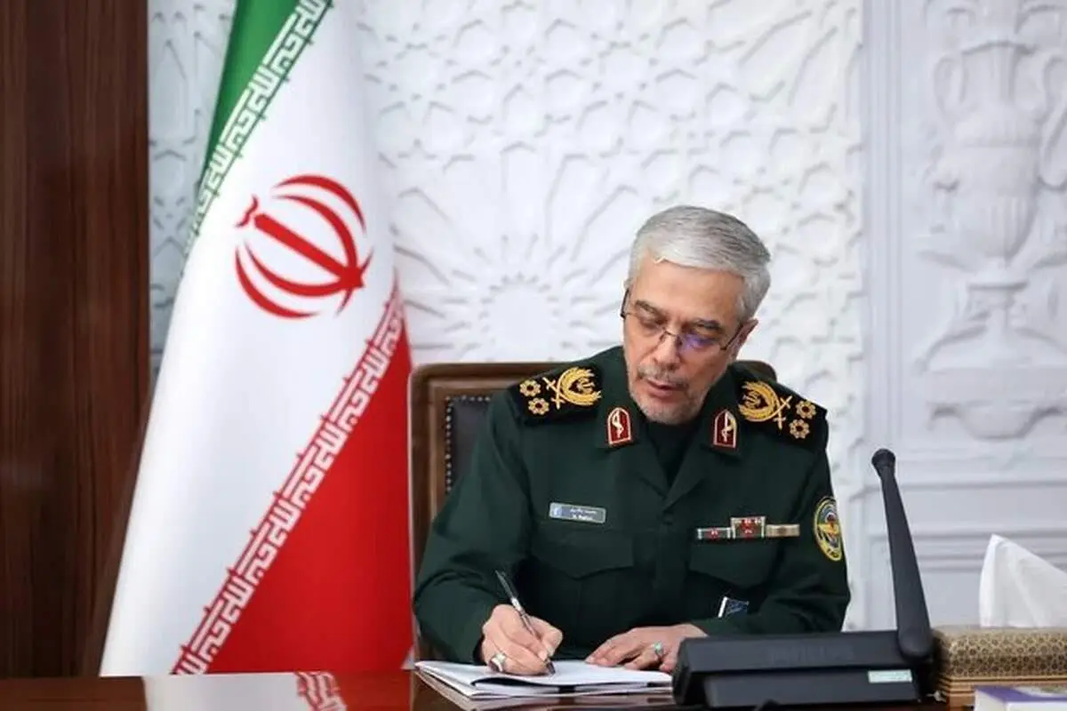 سرلشکر باقری به معلمان سراسر ایران تبریک گفت 