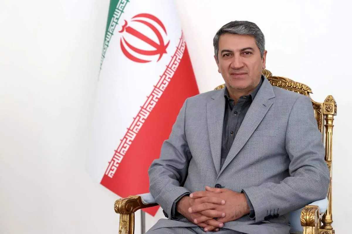 با مشاور و رئیس دفتر معاون اول رئیس جمهور آشنا شوید