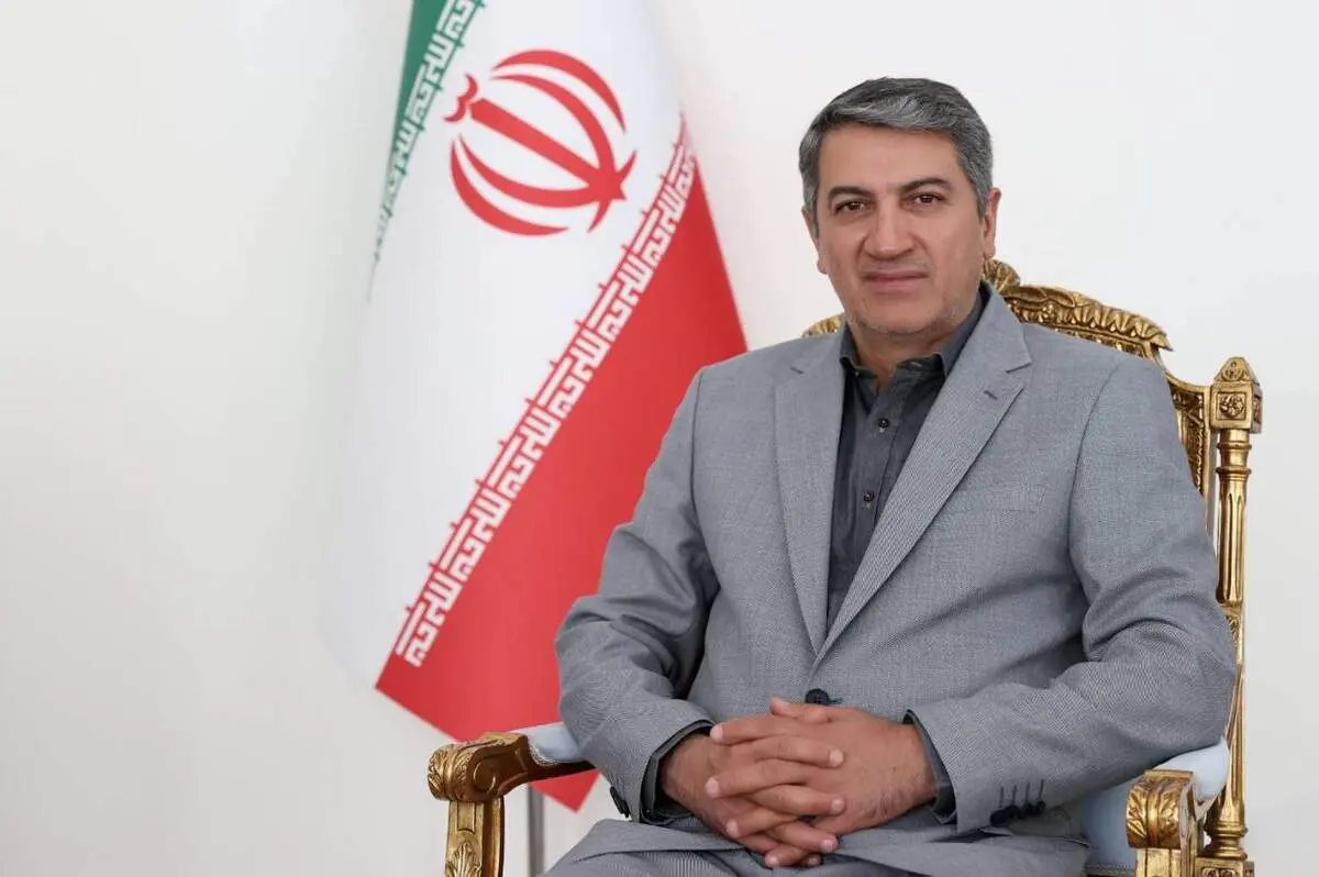 با مشاور و رئیس دفتر معاون اول رئیس جمهور آشنا شوید 