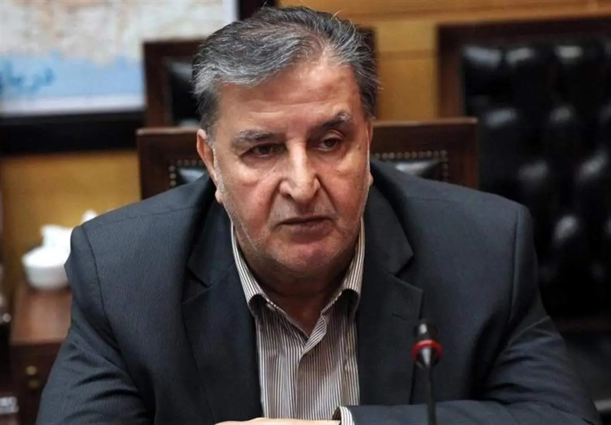بسیاری از نمایندگان فعلی از لاریجانی می‌خواهند که در انتخابات آینده از آنها حمایت سیاسی کند 