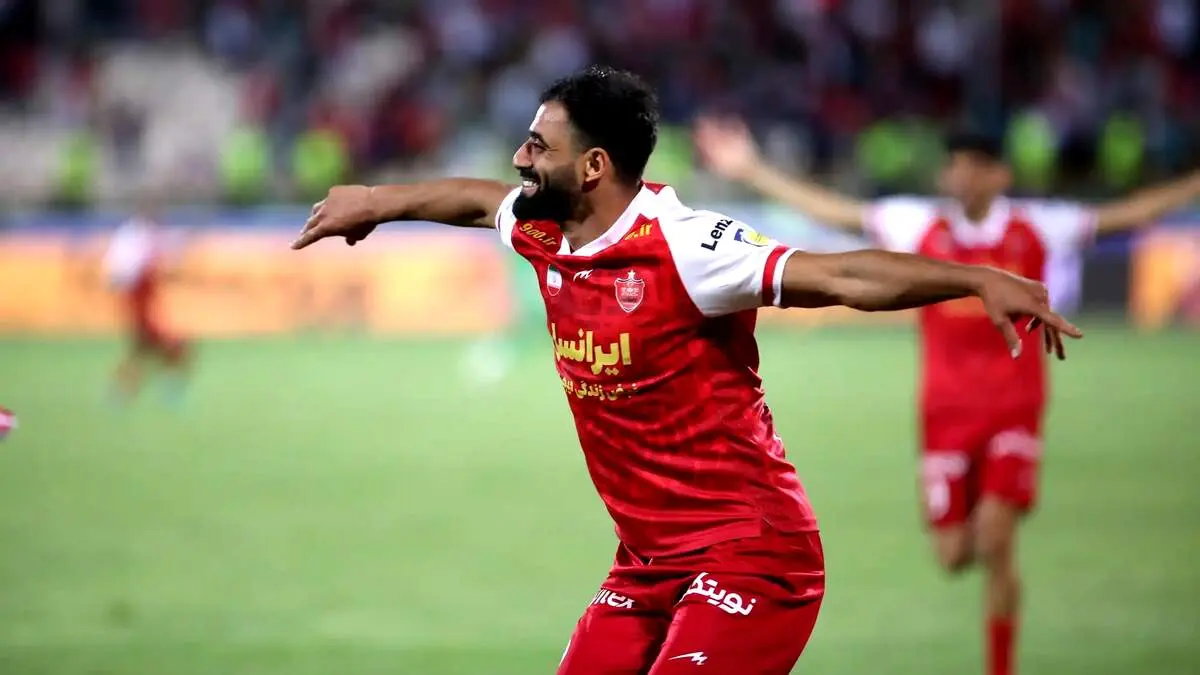 خدا به پرسپولیس رحم کرد /بی نظم و پر اشتباه بود
