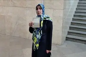 چرا کاندیدا زن در انتخابات بدون چادر در وزارت کشور حاضر شد؟
