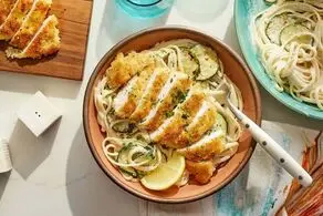 طرز تهیه اسپاگتی مرغِ رستورانی در خانه