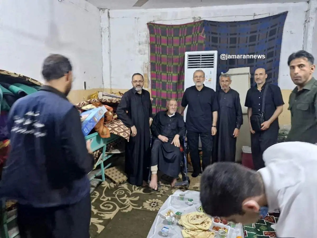 عکس جالب از علی لاریجانی در نجف + ببینید