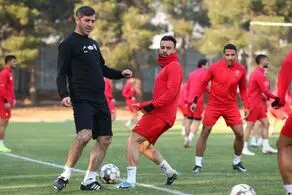 کریم باقری لیست نقل و انتقالاتی پرسپولیس را می دهد

