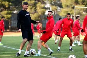 کریم باقری لیست نقل و انتقالاتی پرسپولیس را می دهد

