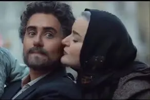 تیزر جنجالی فیلم کج پیله با بازی الناز شاکردوست و نعیمه نظام‌دوست/ از بوسه تا .../ ببینید