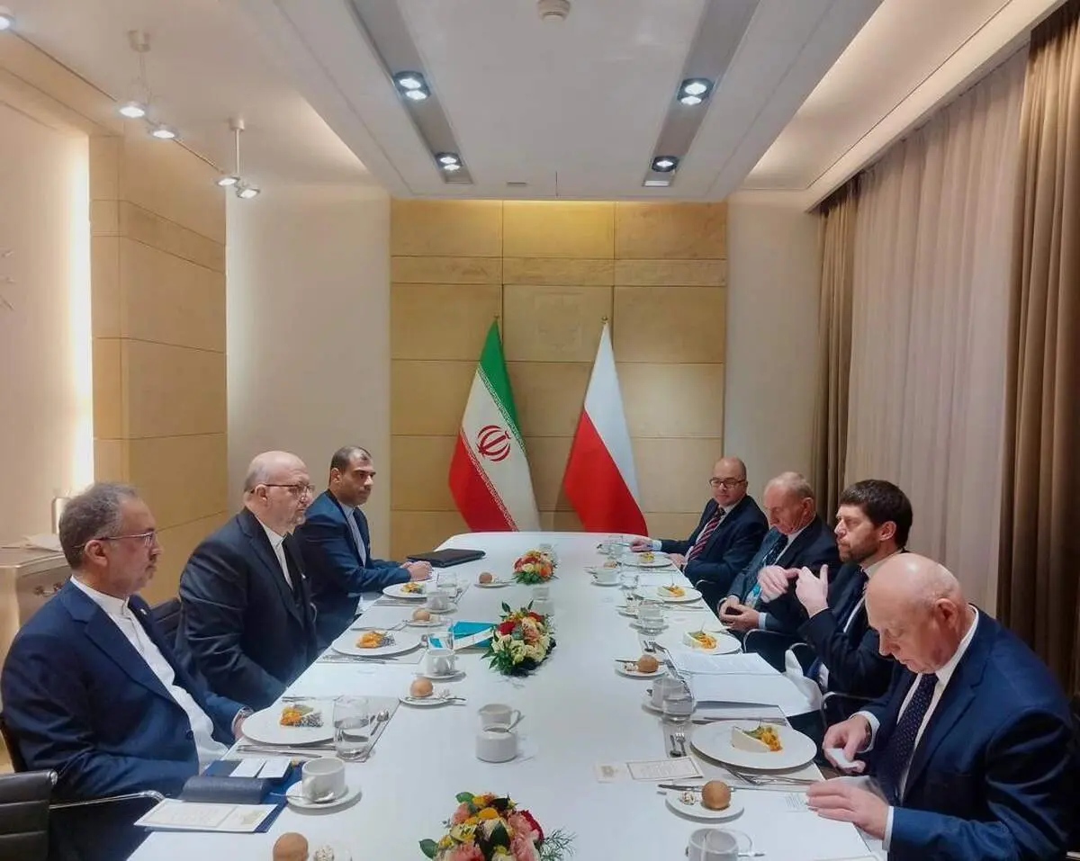  برگزاری نشست مشورت‌های سیاسی ایران و لهستان در ورشو